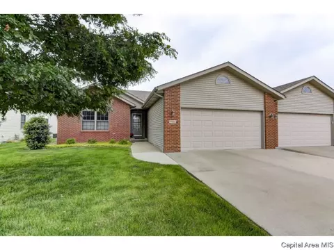 7103 Preston Dr, Springfield, IL 62711 photo 2