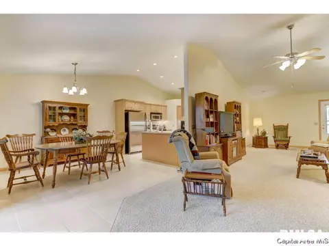 7103 Preston Dr, Springfield, IL 62711 photo 8