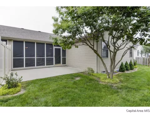 7103 Preston Dr, Springfield, IL 62711 photo 3
