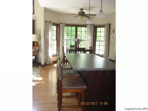 2405 Sloe Rd, Springfield, IL 62707 photo 3