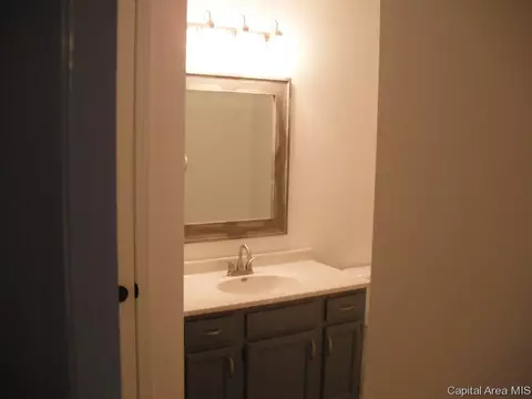 2004 Cormorant Dr, Springfield, IL 62711 photo 6