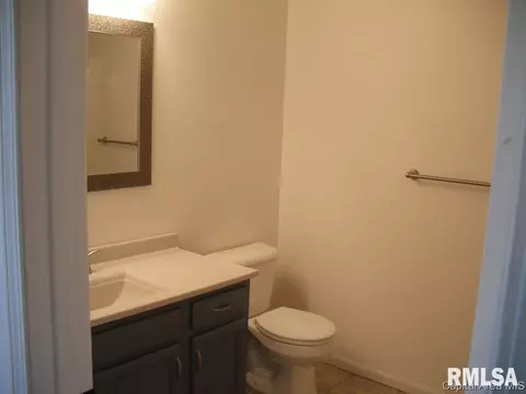 2004 Cormorant Dr, Springfield, IL 62711 photo 11