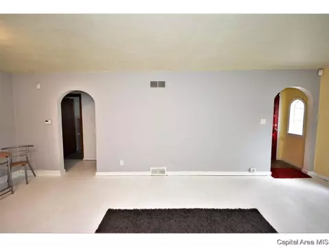 2532 S 8th St, Springfield, IL 62703 photo 3