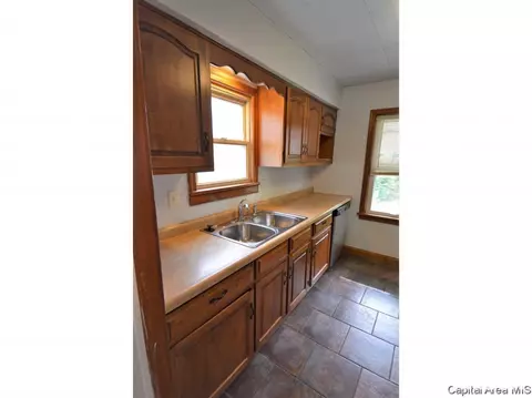 2532 S 8th St, Springfield, IL 62703 photo 9