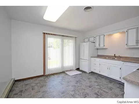 115 Exeter Ct, Springfield, IL 62704 photo 11