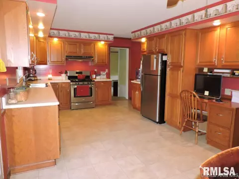 6302 Pams Ct, Springfield, IL 62707 photo 9
