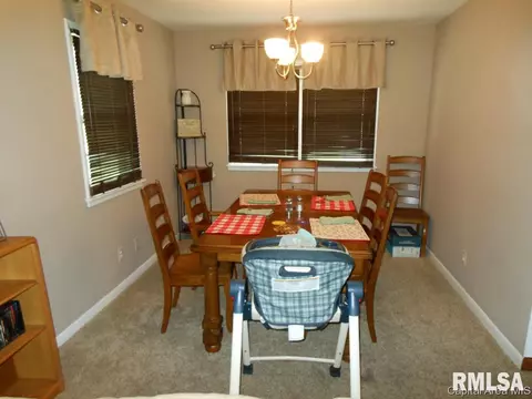 54 Radcliff Rd, Springfield, IL 62703 photo 10