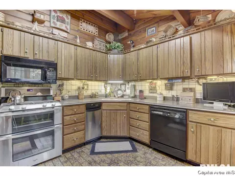 2322 E Lake Shore Dr, Springfield, IL 62712 photo 17