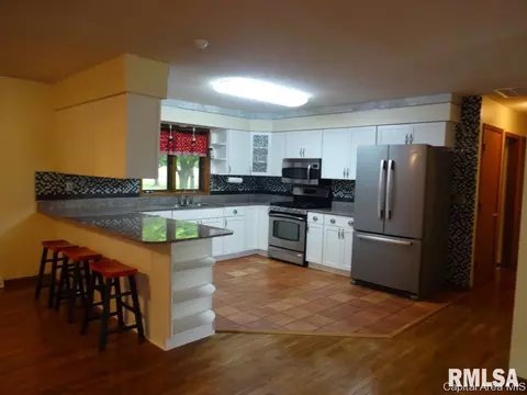 2864 Hilltop Rd, Springfield, IL 62712 photo 8