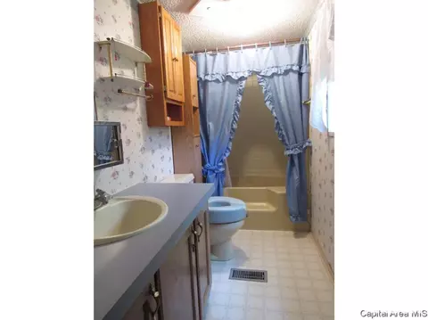 2400 Johns Rd, Springfield, IL 62702 photo 15