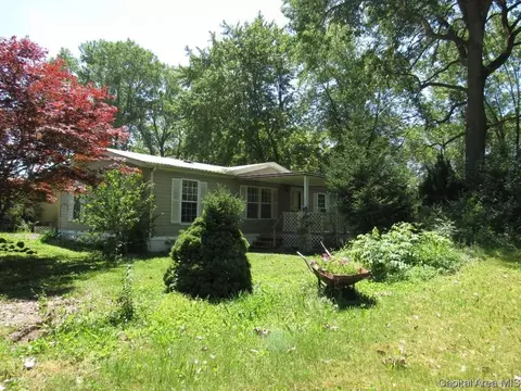 2400 Johns Rd, Springfield, IL 62702 photo 5