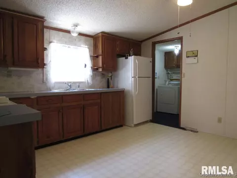 2400 Johns Rd, Springfield, IL 62702 photo 13
