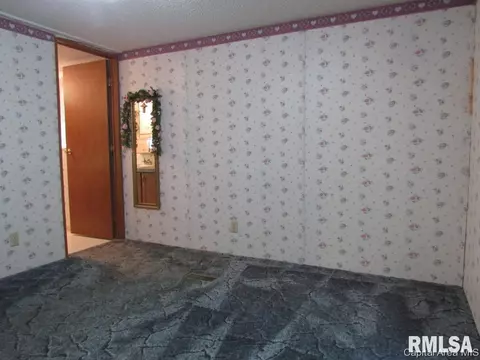 2400 Johns Rd, Springfield, IL 62702 photo 17
