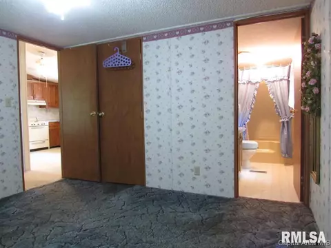 2400 Johns Rd, Springfield, IL 62702 photo 18