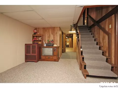 1145 W Iles, Springfield, IL 62704 photo 22