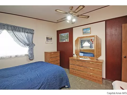 1145 W Iles, Springfield, IL 62704 photo 15