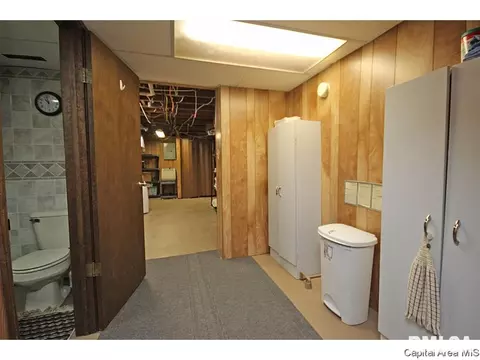1145 W Iles, Springfield, IL 62704 photo 27