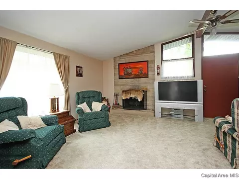 1145 W Iles, Springfield, IL 62704 photo 5
