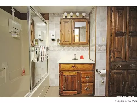 1145 W Iles, Springfield, IL 62704 photo 29