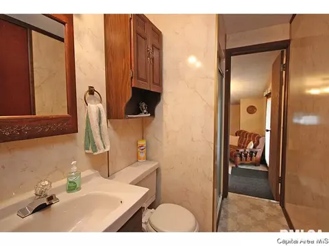 1145 W Iles, Springfield, IL 62704 photo 28