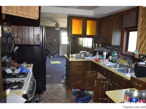 517 N Wesley St, Springfield, IL 62702 photo 8