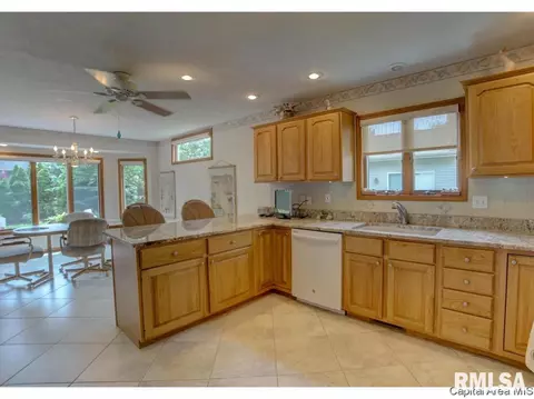 3912 Stonebridge, Springfield, IL 62707 photo 16