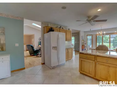 3912 Stonebridge, Springfield, IL 62707 photo 17
