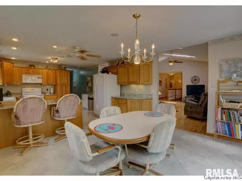 3912 Stonebridge, Springfield, IL 62707 photo 13