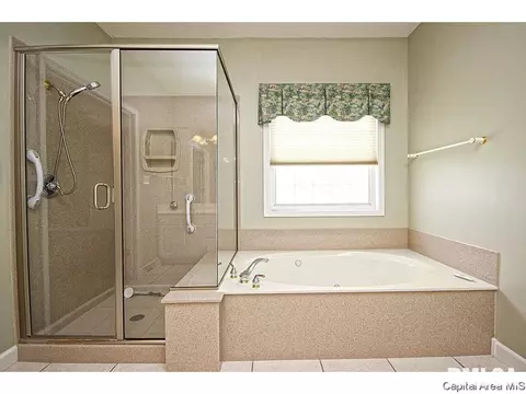 7532 Wentworth Dr, Springfield, IL 62711 photo 13