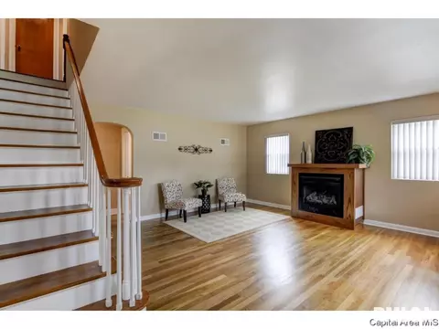 2120 Sangamon Ave, Springfield, IL 62702 photo 6