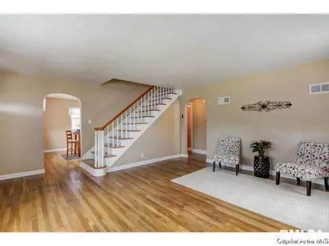 2120 Sangamon Ave, Springfield, IL 62702 photo 7