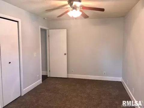 1611 W Governor St, Springfield, IL 62704 photo 12
