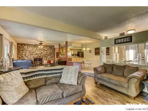 3069 Brunk Dr, Springfield, IL 62712 photo 8