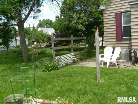 1616 W Capitol Ave, Springfield, IL 62704 photo 7