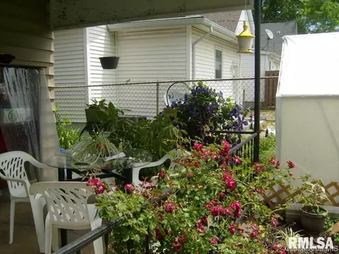 1616 W Capitol Ave, Springfield, IL 62704 photo 6