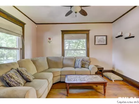 1501 S 2nd St, Springfield, IL 62704 photo 6