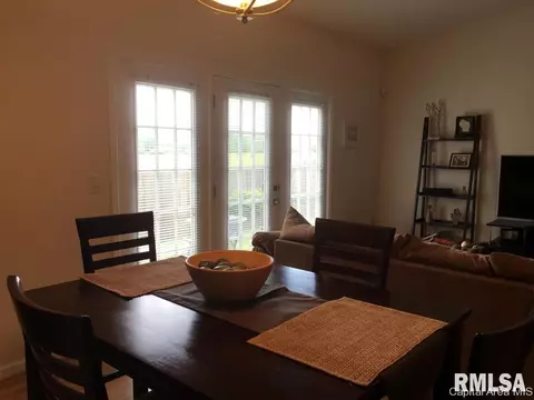 2919 S Meadowbrook Rd #8, Springfield, IL 62711 photo 12