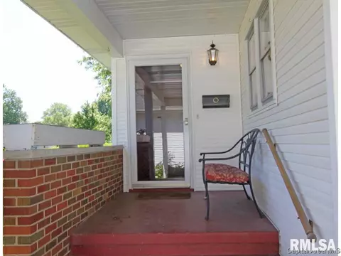1621 Reed Ave, Springfield, IL 62704 photo 2