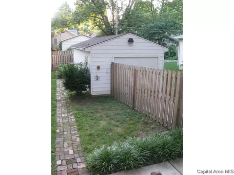851 S Park Avenue Ct, Springfield, IL 62704 photo 5