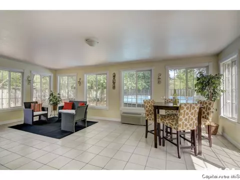 95 Nevermind Dr, Chatham, IL 62629 photo 3