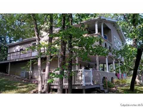 10935 Arrowhead, Shipman, IL 62685 photo 2