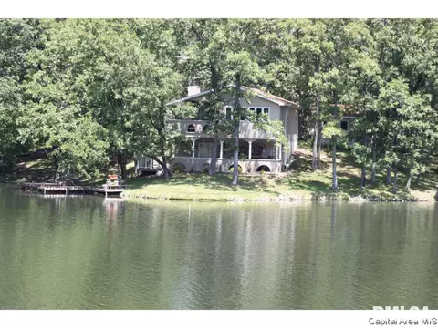 10935 Arrowhead, Shipman, IL 62685 photo 1