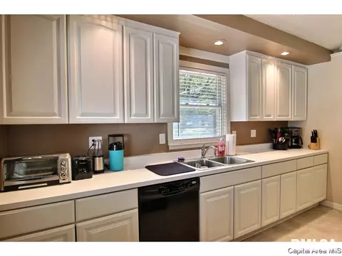 3109 Piper Rd, Springfield, IL 62707 photo 8
