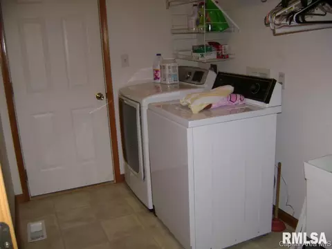 2719 Kitty Hawk Ct, Springfield, IL 62711 photo 20