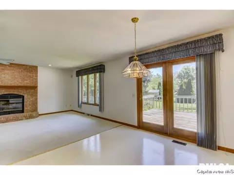 2304 Heather Mill Ct, Springfield, IL 62704 photo 25