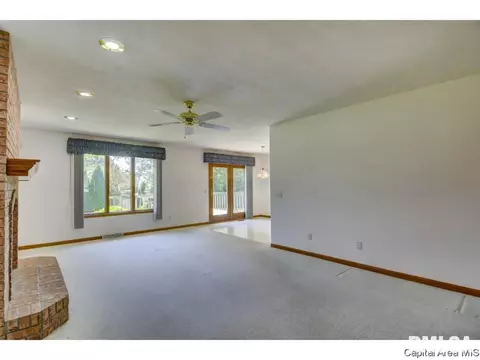 2304 Heather Mill Ct, Springfield, IL 62704 photo 18