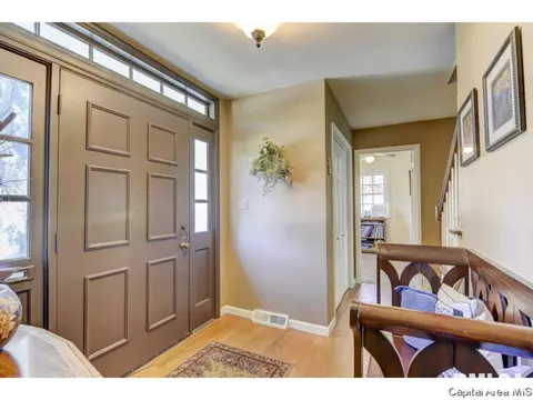 20 Golf Rd, Springfield, IL 62704 photo 7