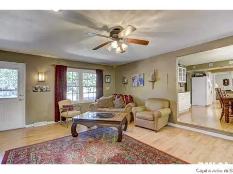 20 Golf Rd, Springfield, IL 62704 photo 4