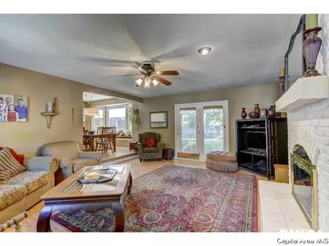 20 Golf Rd, Springfield, IL 62704 photo 6