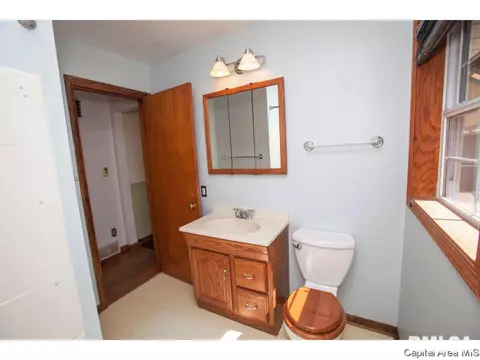 15 Glen Aire Dr, Springfield, IL 62703 photo 18
